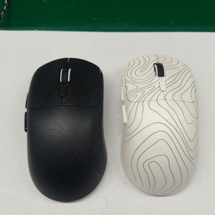 Ergonomic Gaming Mouse with Customizable Rgb Lighting System Kalsten