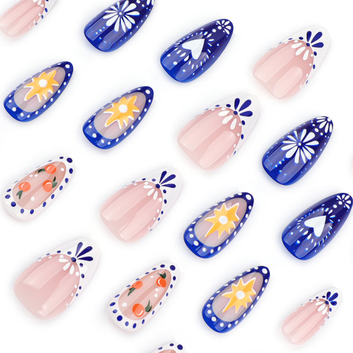 Artful Nail Art with Tropical Motifs Kalsten