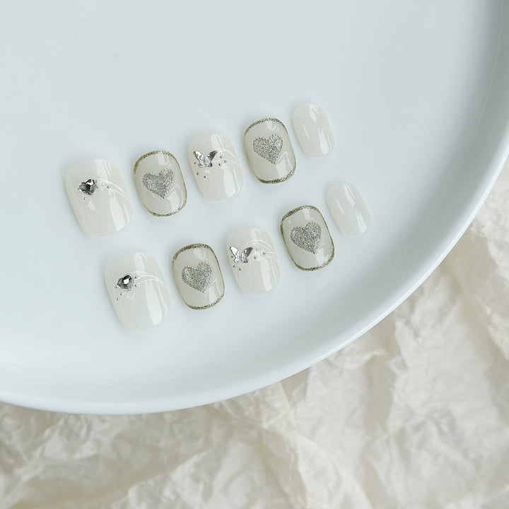 Butterfly-Embellished Press-On Nail Set