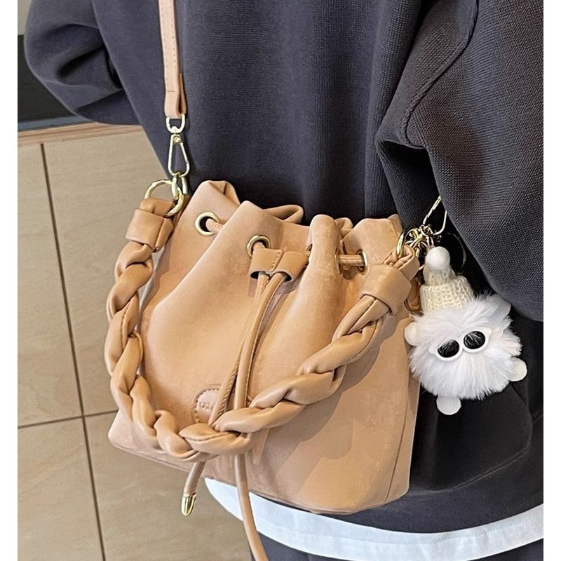 Stylish Crocheted Shoulder Bag Kalsten