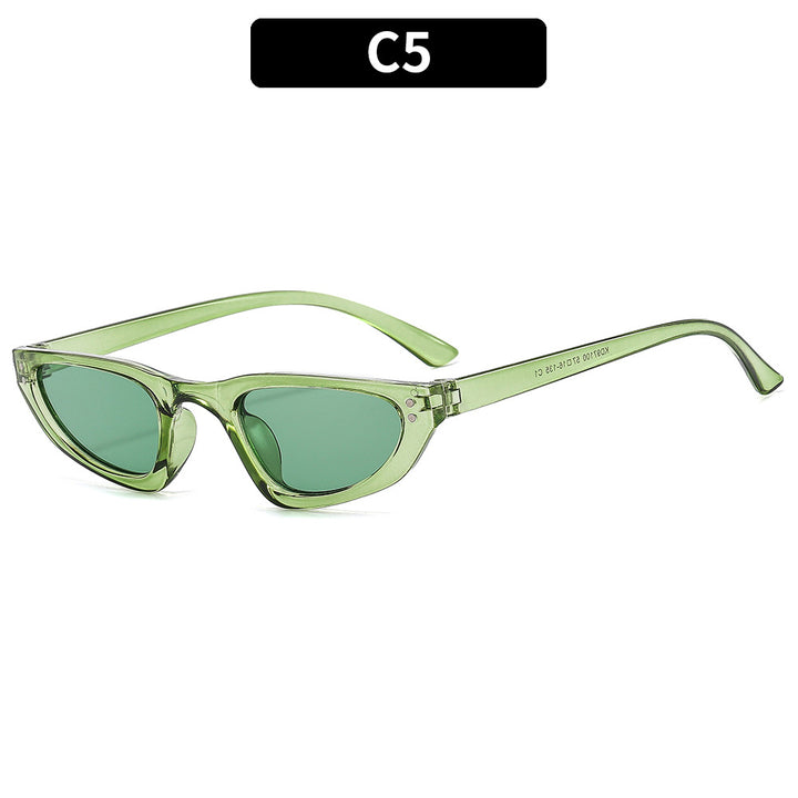 Retro Cat-Eye Sunglasses Chic Appeal