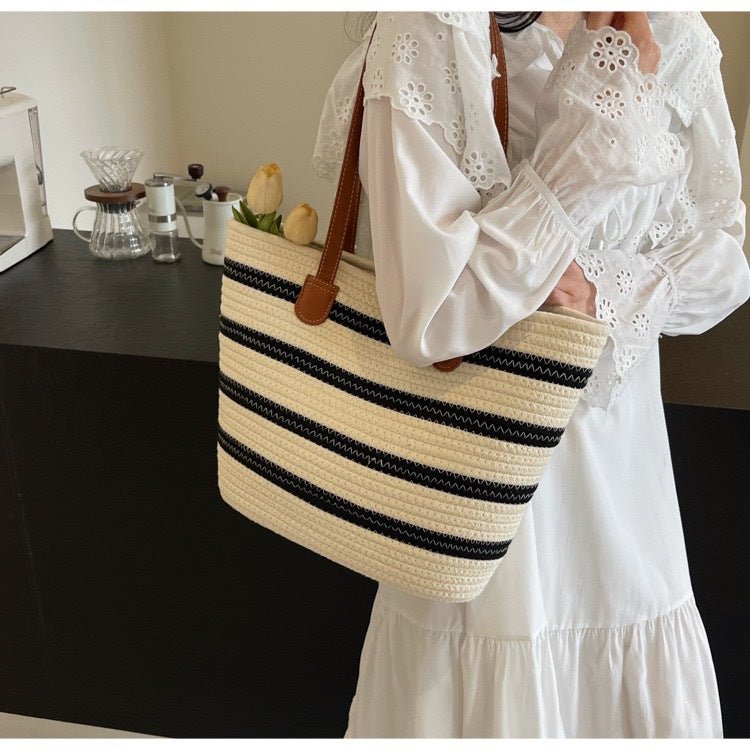 Casual tote bag with stylish stripe pattern Kalsten