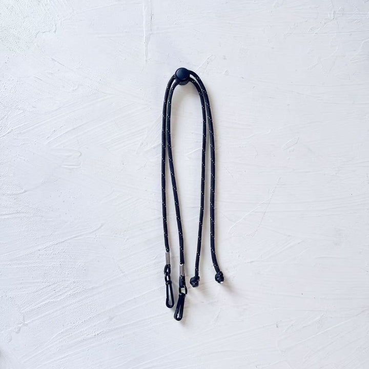 Adjustable Utility Cord with Clips Kalsten