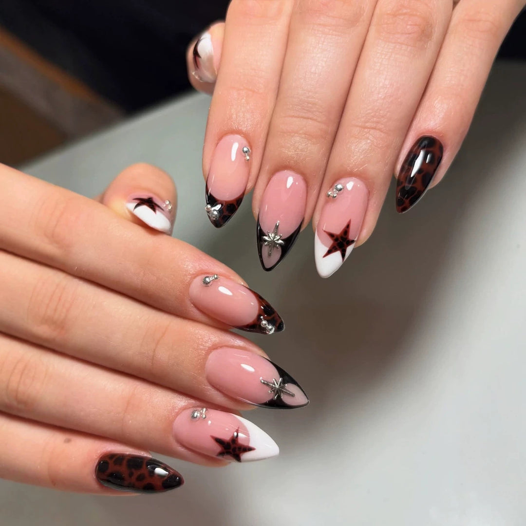 Artistic Star-Embellished Press-On Nail Set Kalsten