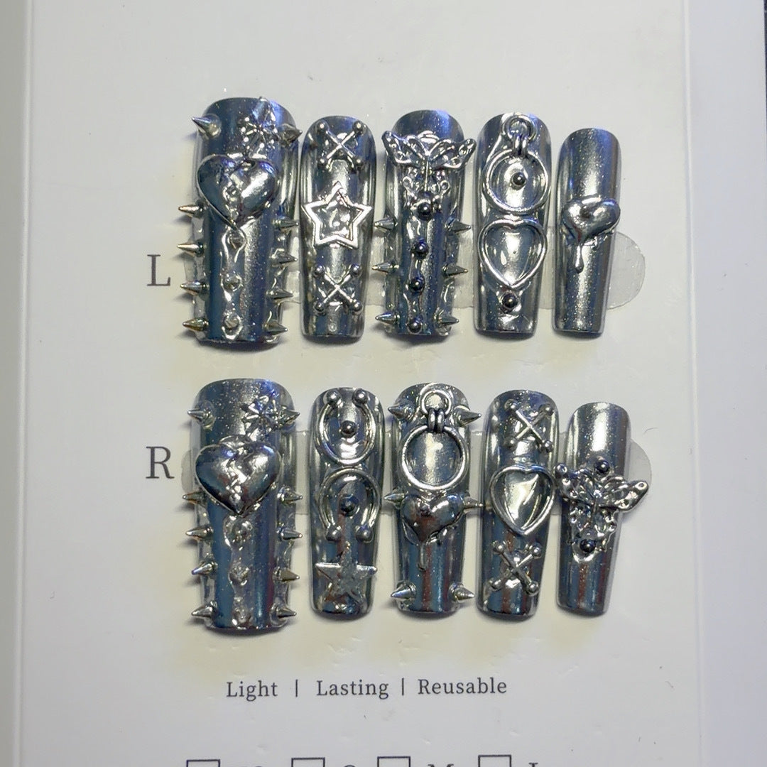Decorative Studded Press-On Nail Set