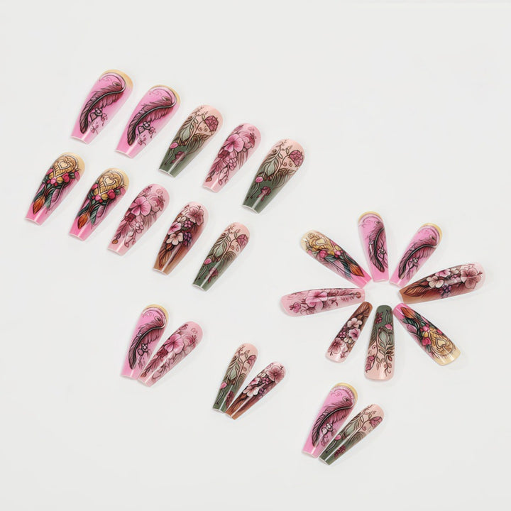 Artificial nails in floral and elegant design Kalsten