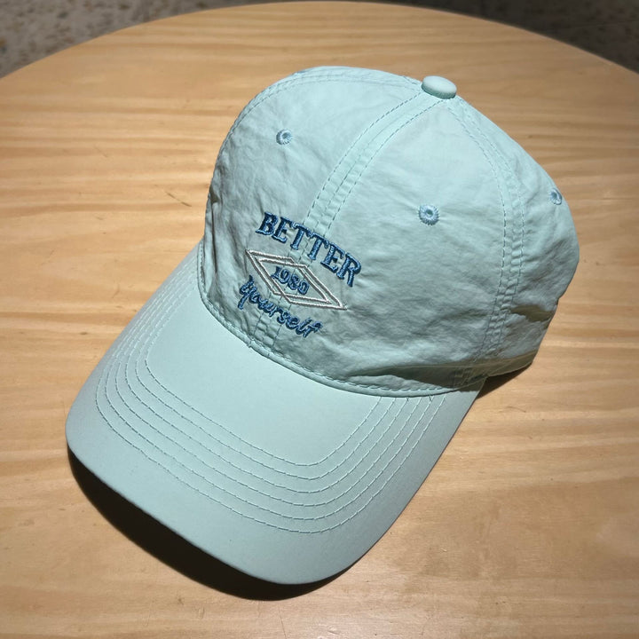 Stylish and Lightweight Adjustable Cap