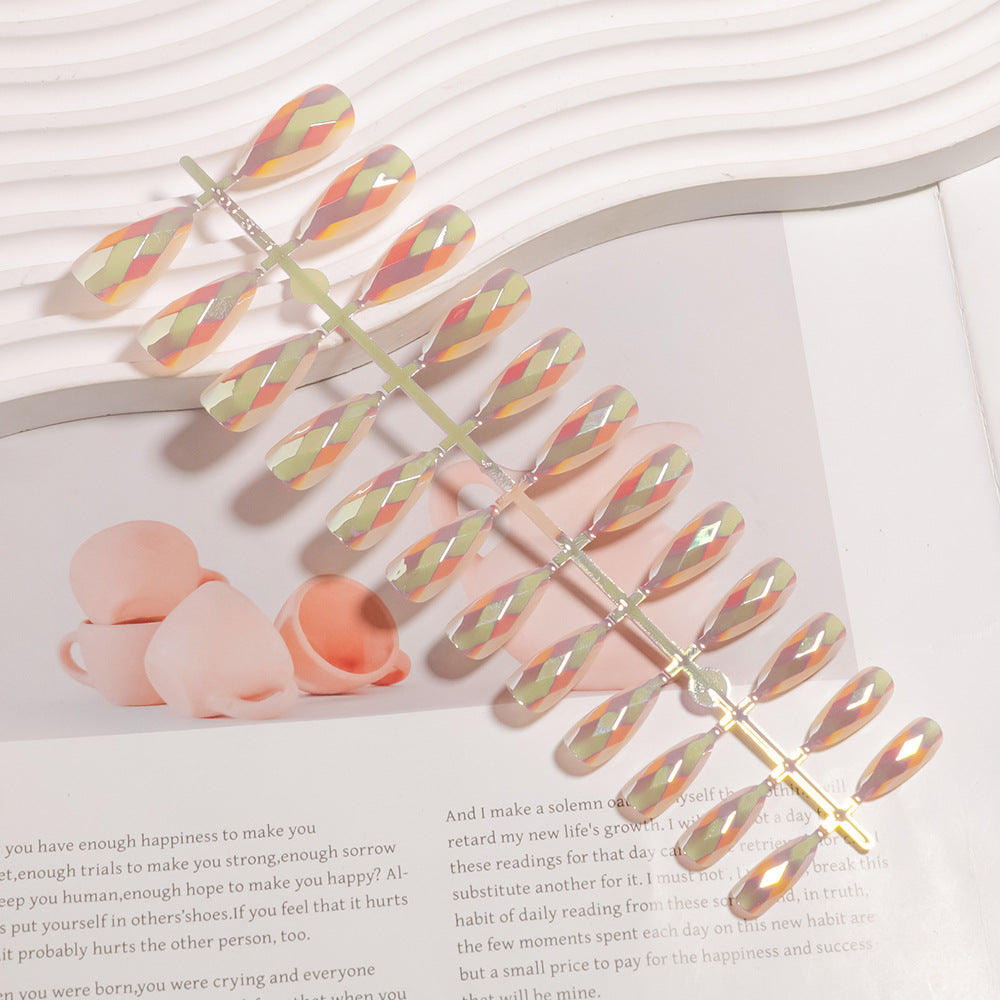 Artistic Press-On Nail Set with Geometric Design Kalsten