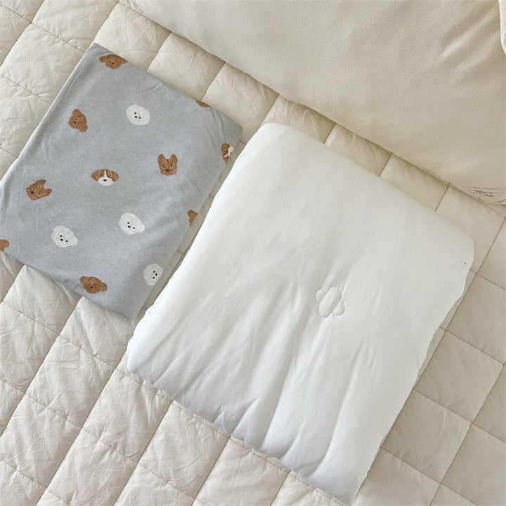 Unisex cotton pillowcase with cheerful bear design Kalsten