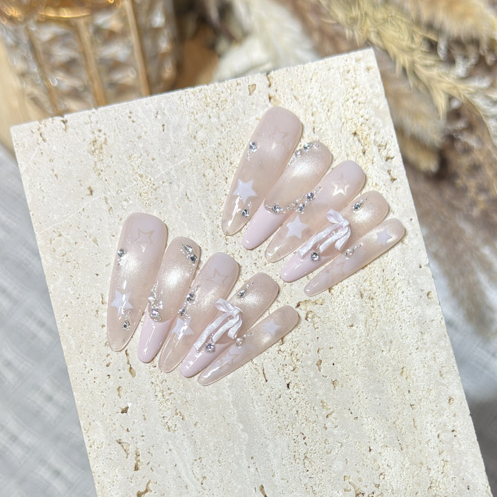 Elegant Starry Inspired Press-On Nail Art Set Kalsten