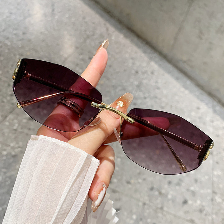 Women's fashionable sunglasses with innovative checkered design Kalsten