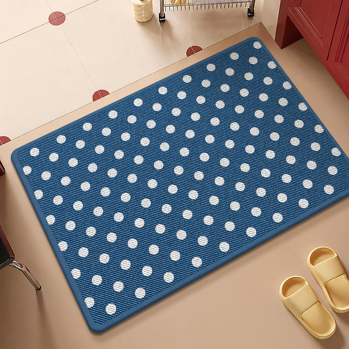 Fun Dot-Patterned Non-Slip Bathroom Mat Kalsten