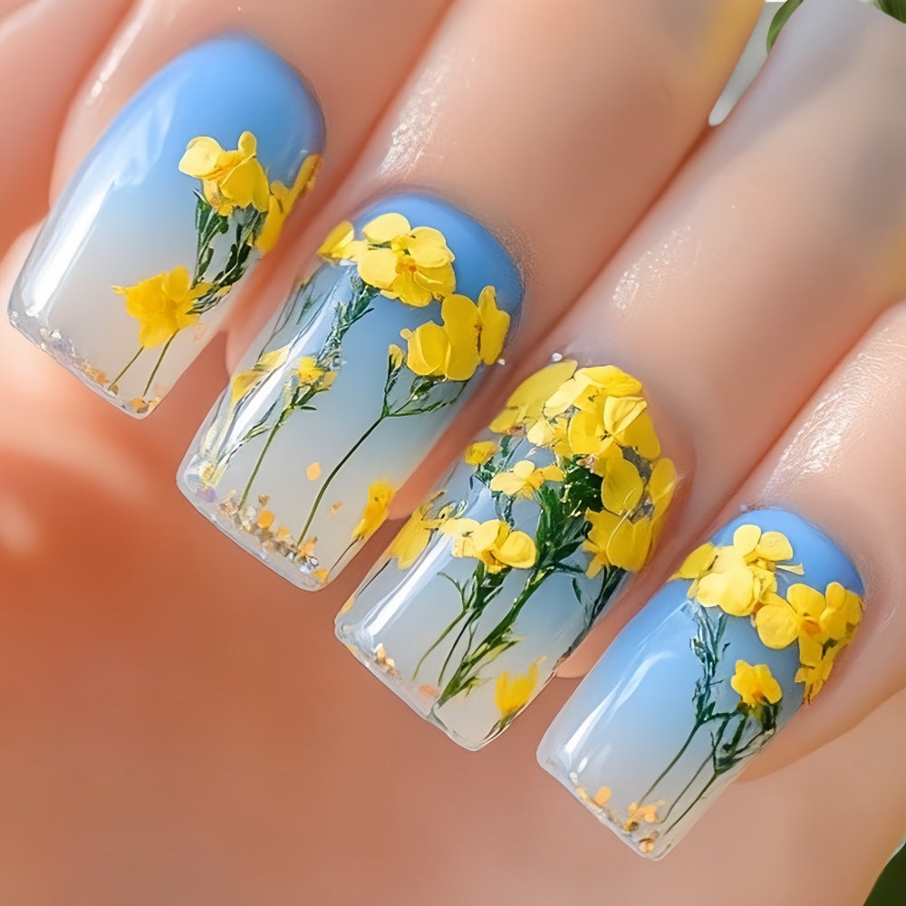 Artificial nail tips in floral design Kalsten