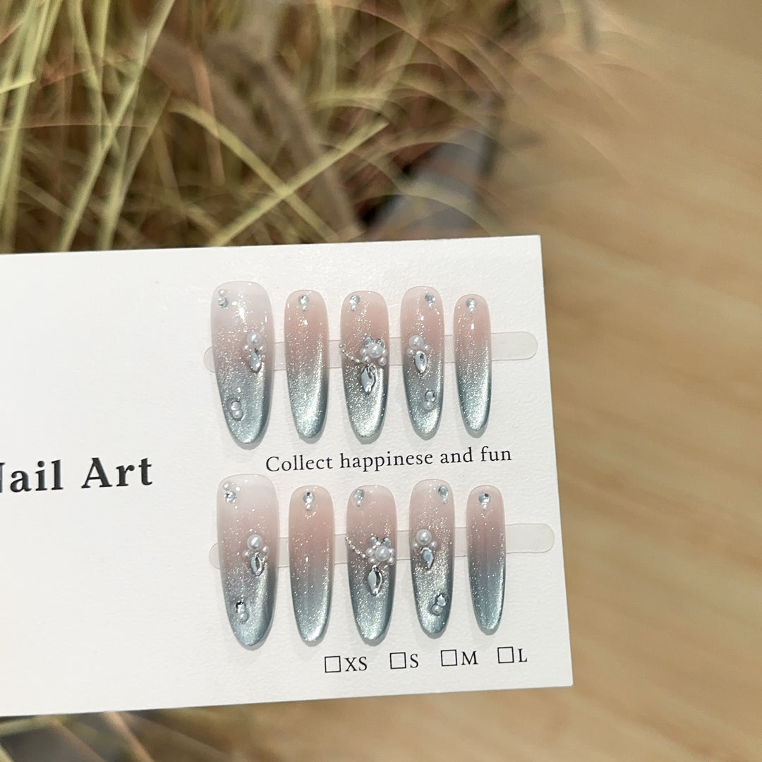 Elegant Gradient Press-On Nail Art Set