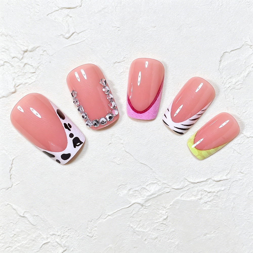 Artistic Press-On Nail Art Tips with Unique Patterns Kalsten