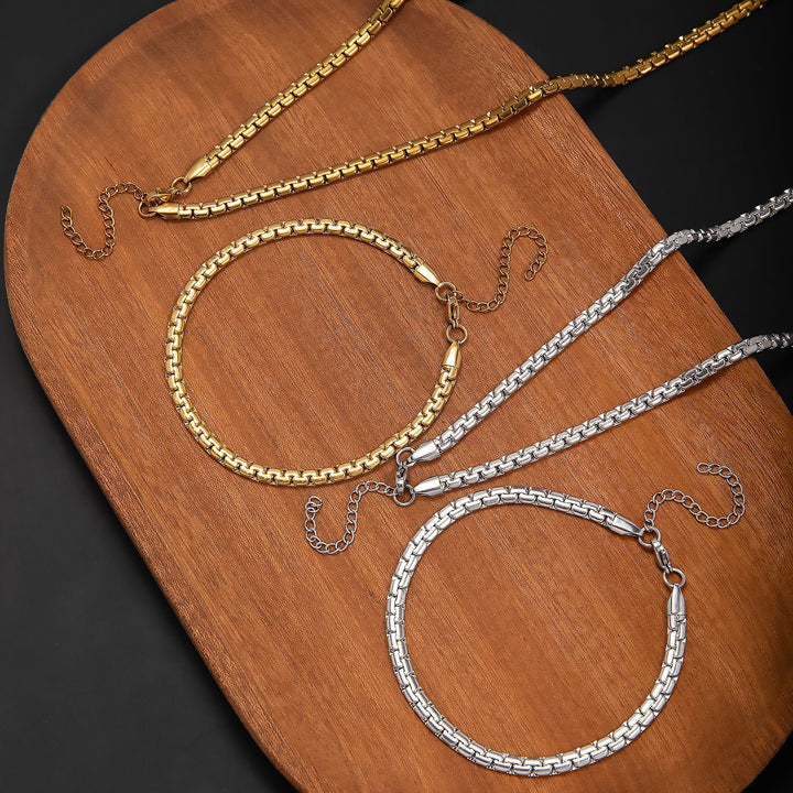 Stylish Chain Necklace Set Kalsten