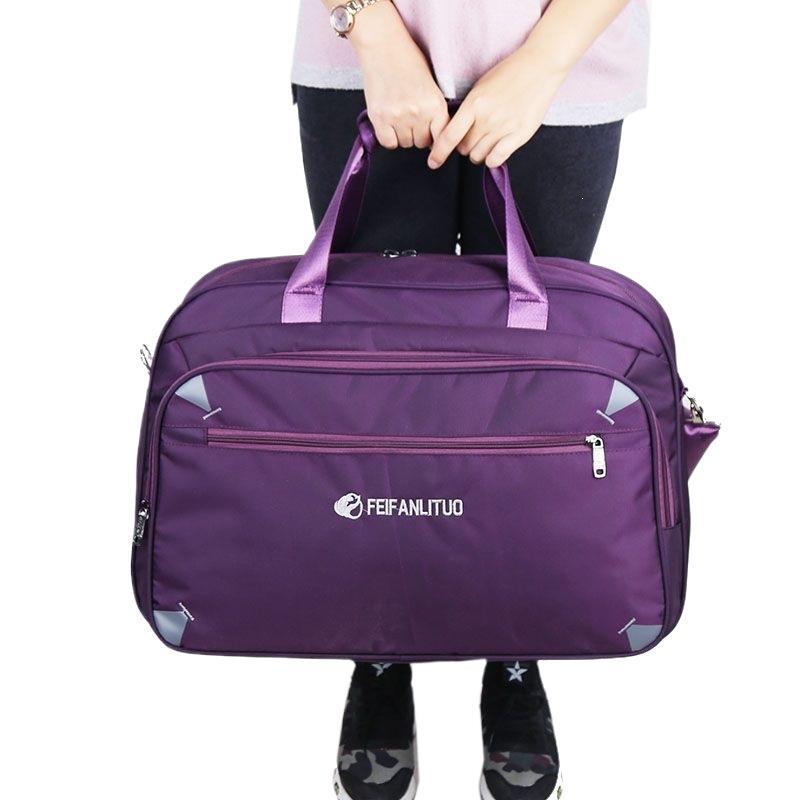 Sports bag with versatile storage space and durable outer material Kalsten