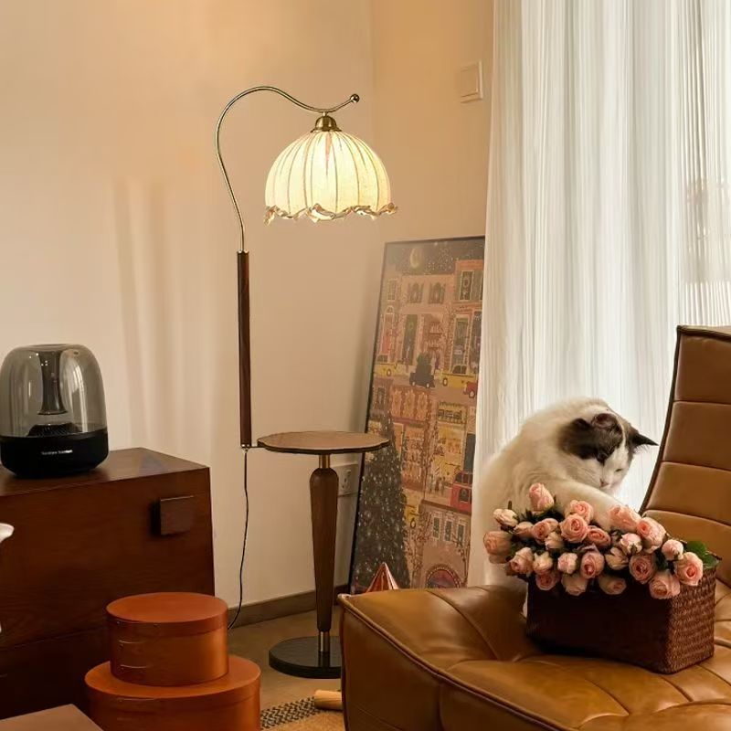 Stylish Curved Floor Lamp