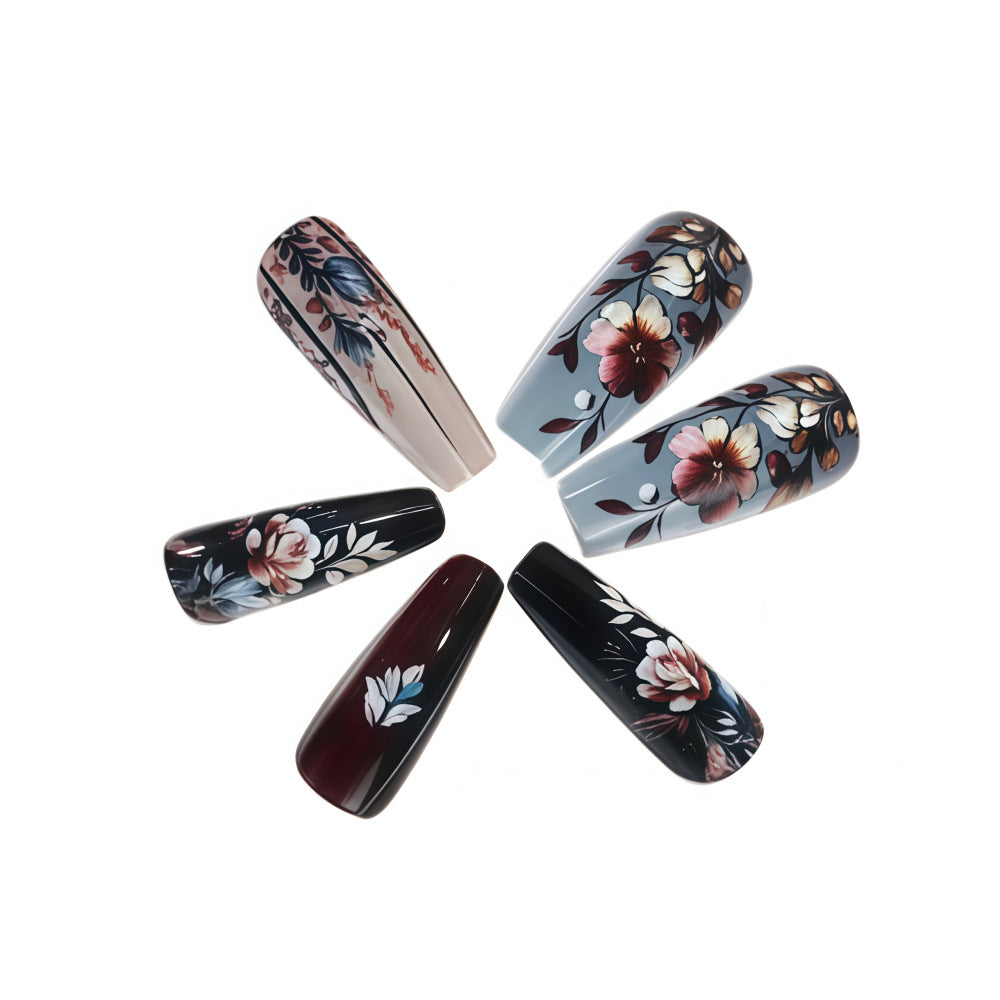 Artificial nails with floral design and luxurious finish Kalsten