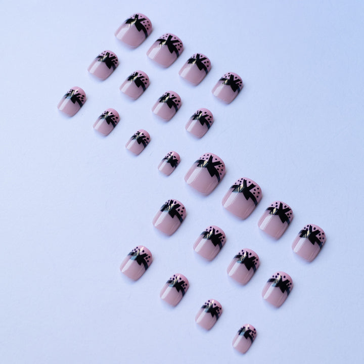 Artistic Bow Accented Nail Art Kit