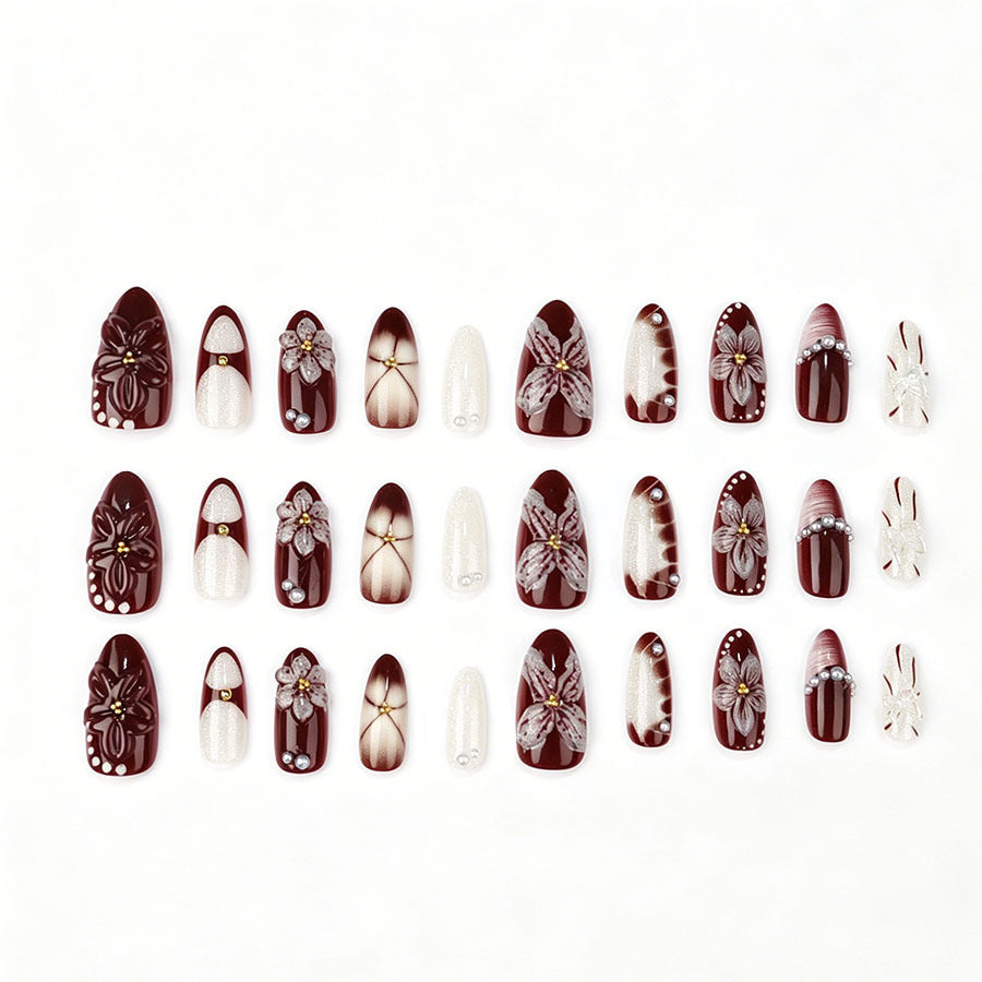 Elegant Artificial Nail Art with Floral Design and 3D Decorations Kalsten