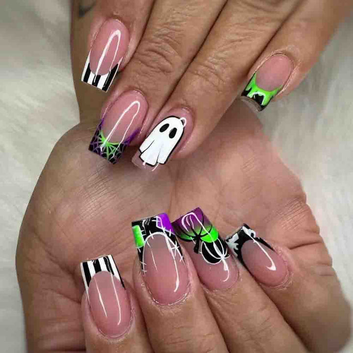 Halloween-Inspired Press-On Nail Art Kalsten