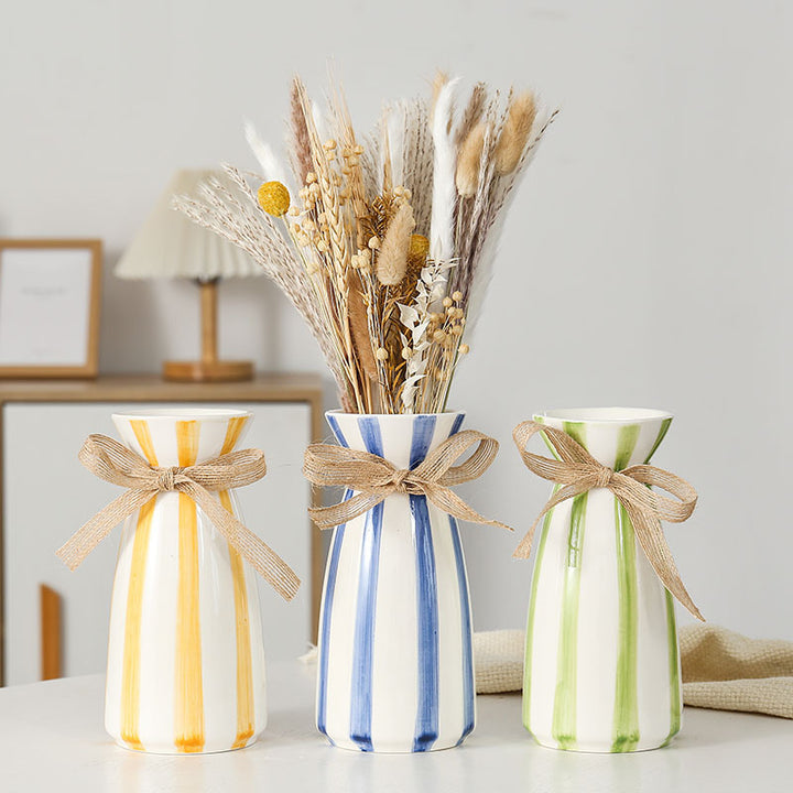 Elegant ceramic vase in vintage style Kalsten
