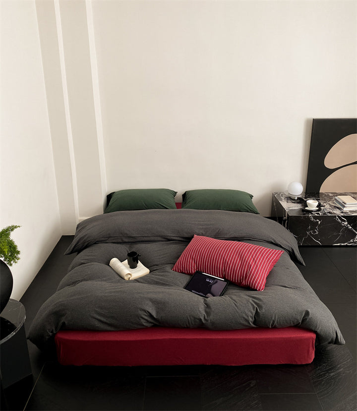 Voluminous all-season quilt with thermofilling