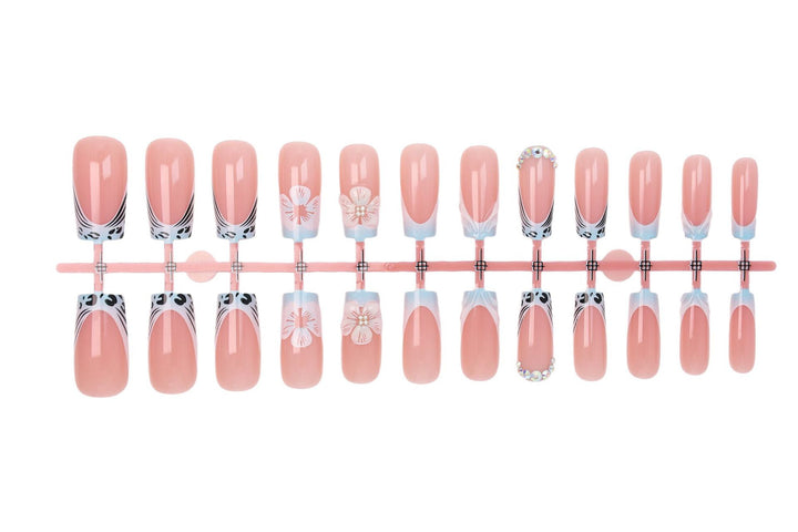 Nail art set with floral and trendy designs Kalsten