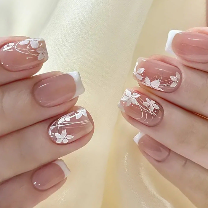 Elegant Floral Design Press-On Nail Set Kalsten