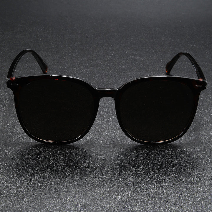Women's fashionable sunglasses in a unique design with UV protection Kalsten