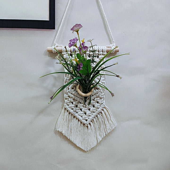 Wall Hanging Kalsten