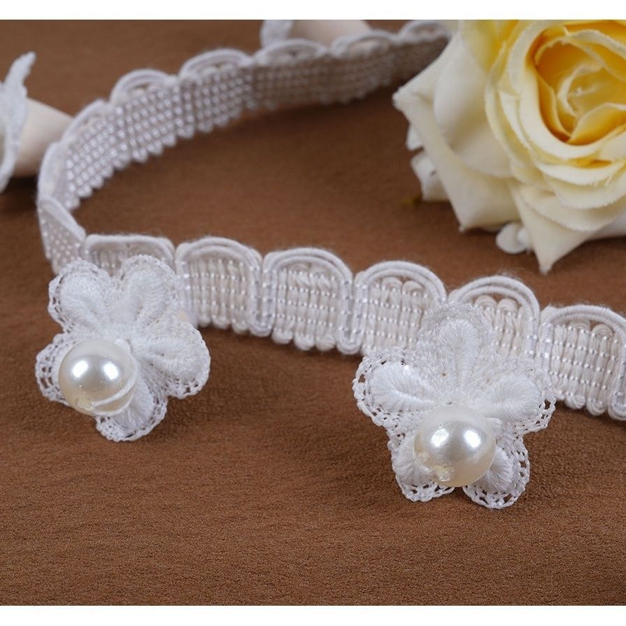 Elegant and Playful Lace Trim Kalsten