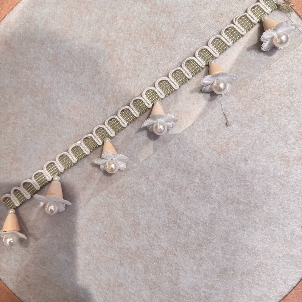 Elegant and Playful Lace Trim Kalsten