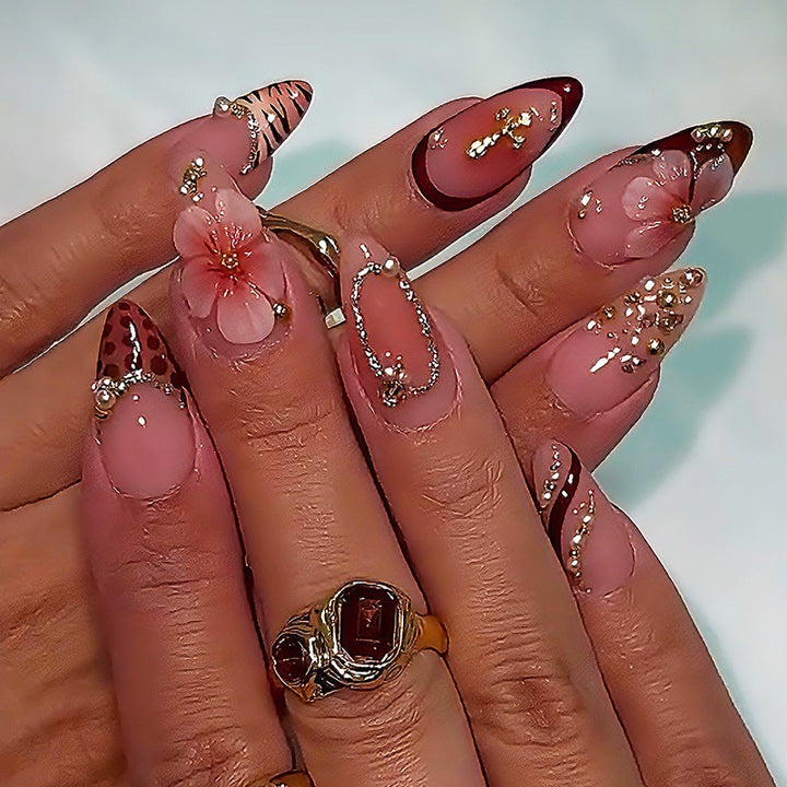 Creative nail art set with floral and elegant designs Kalsten