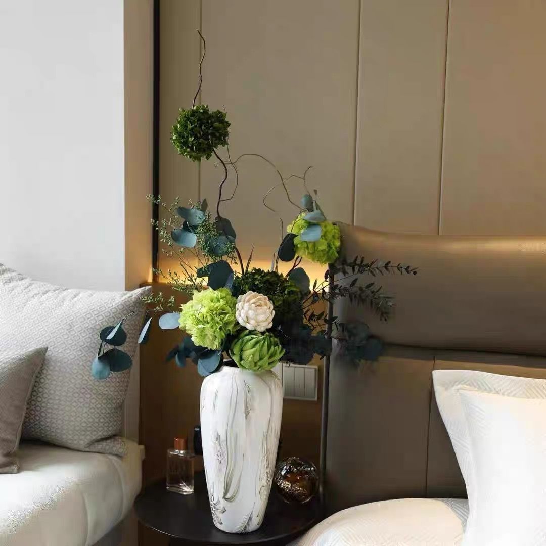Elegant Indoor Flower Arrangement for Modern Interiors