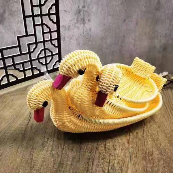 Decorative Woven Duck-Shaped Basket Kalsten