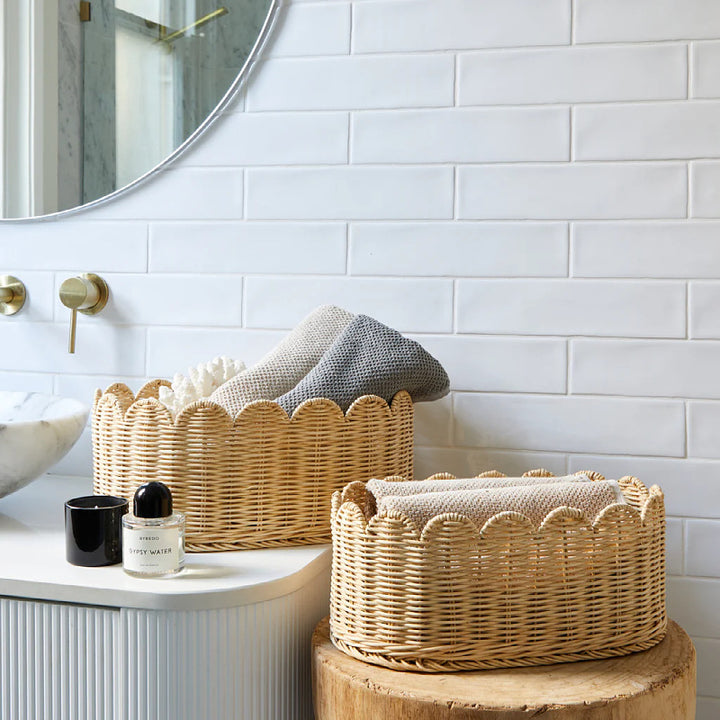 Handmade decorative basket with wavy edge Kalsten