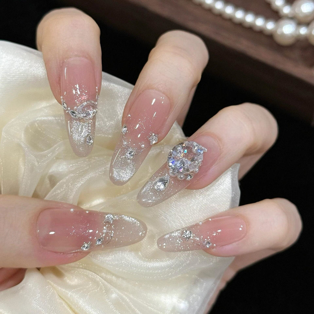 Artificial artificial nails with luxurious glitter and rhinestone design Kalsten