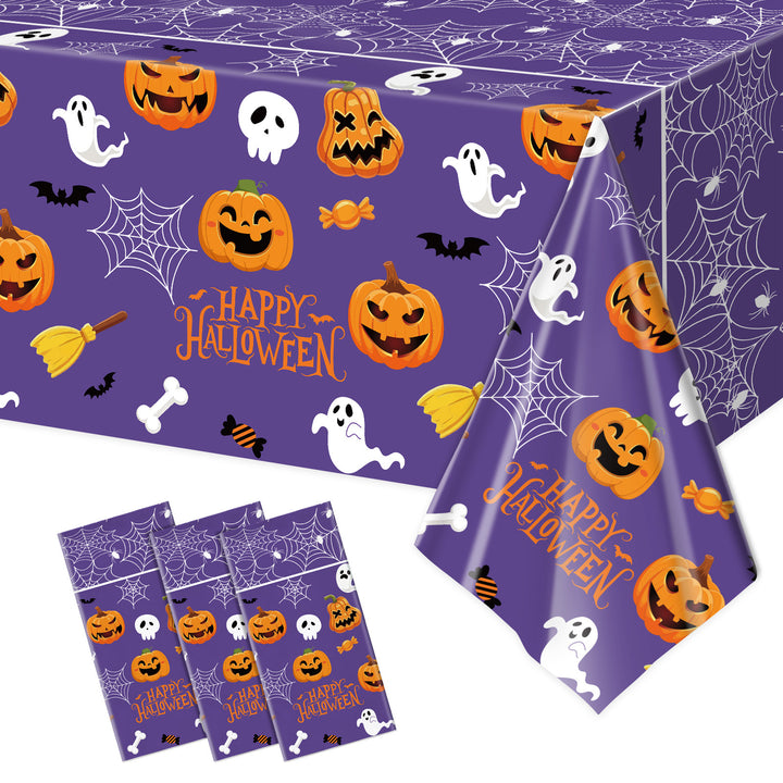 Disposable party tablecloth with Halloween design and napkin set