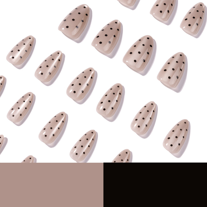 Artful nail tips in modern design Kalsten