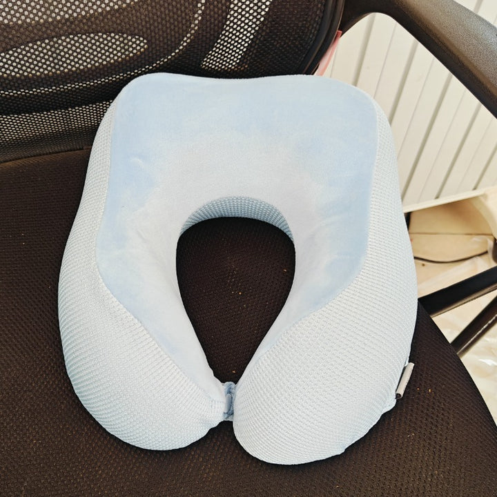 Women ergonomic travel pillow with supportive shape Kalsten