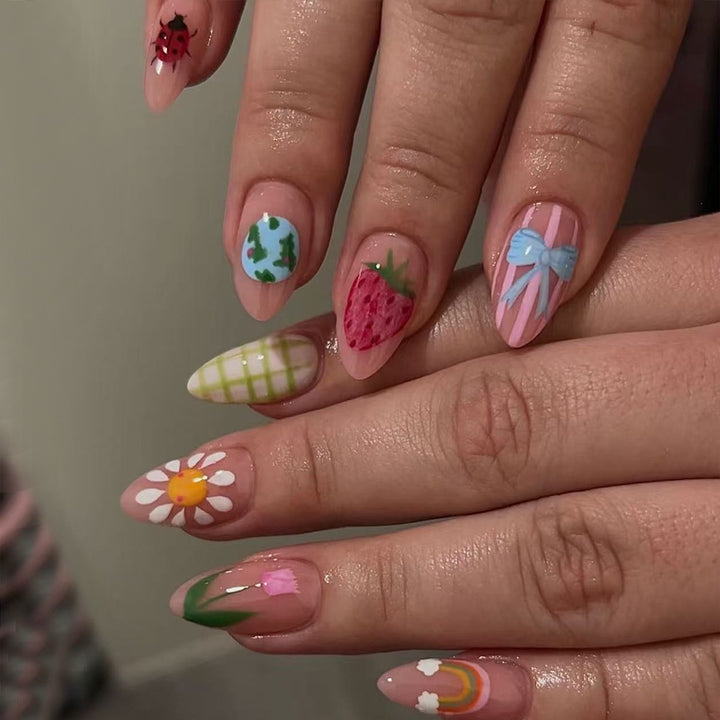 Creative Nail Art Kalsten