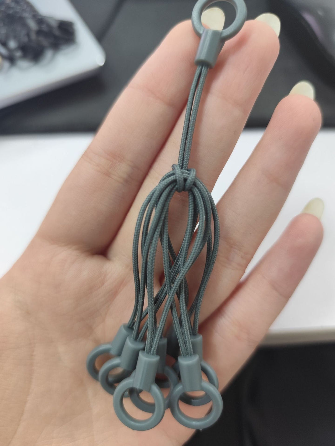 Multipurpose Adjustable Fastening Loops Kalsten