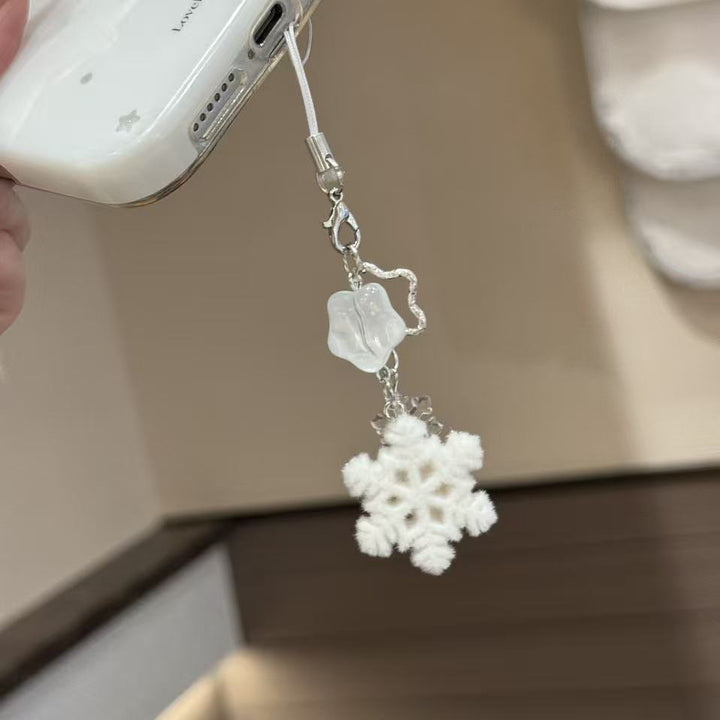 Winter-Themed Mobile Phone Charm Kalsten