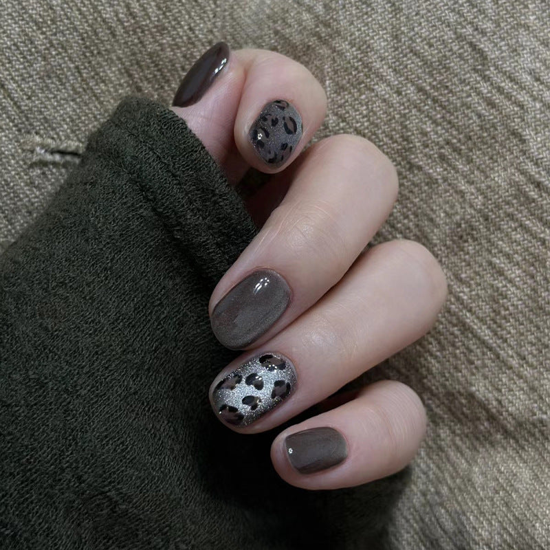Stylish Press-On Nail Set with Artistic Leopard Design Kalsten