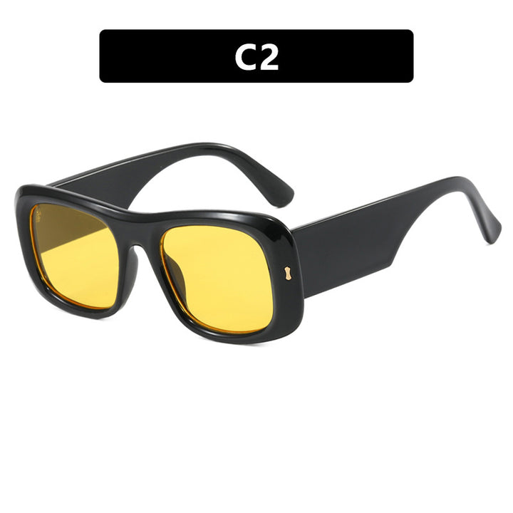 Women's square sunglasses with reflective protective lenses and modern frame construction Kalsten