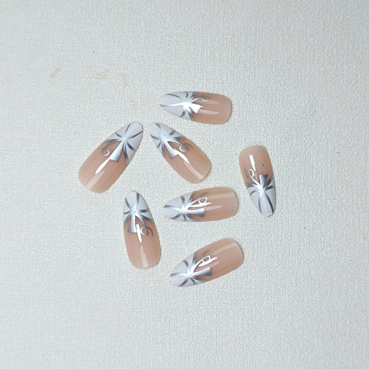 Premium Nail Art Press-On Set Kalsten