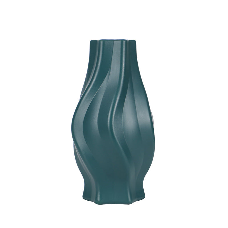 Elegant Curved Decorative Flower Vase Kalsten
