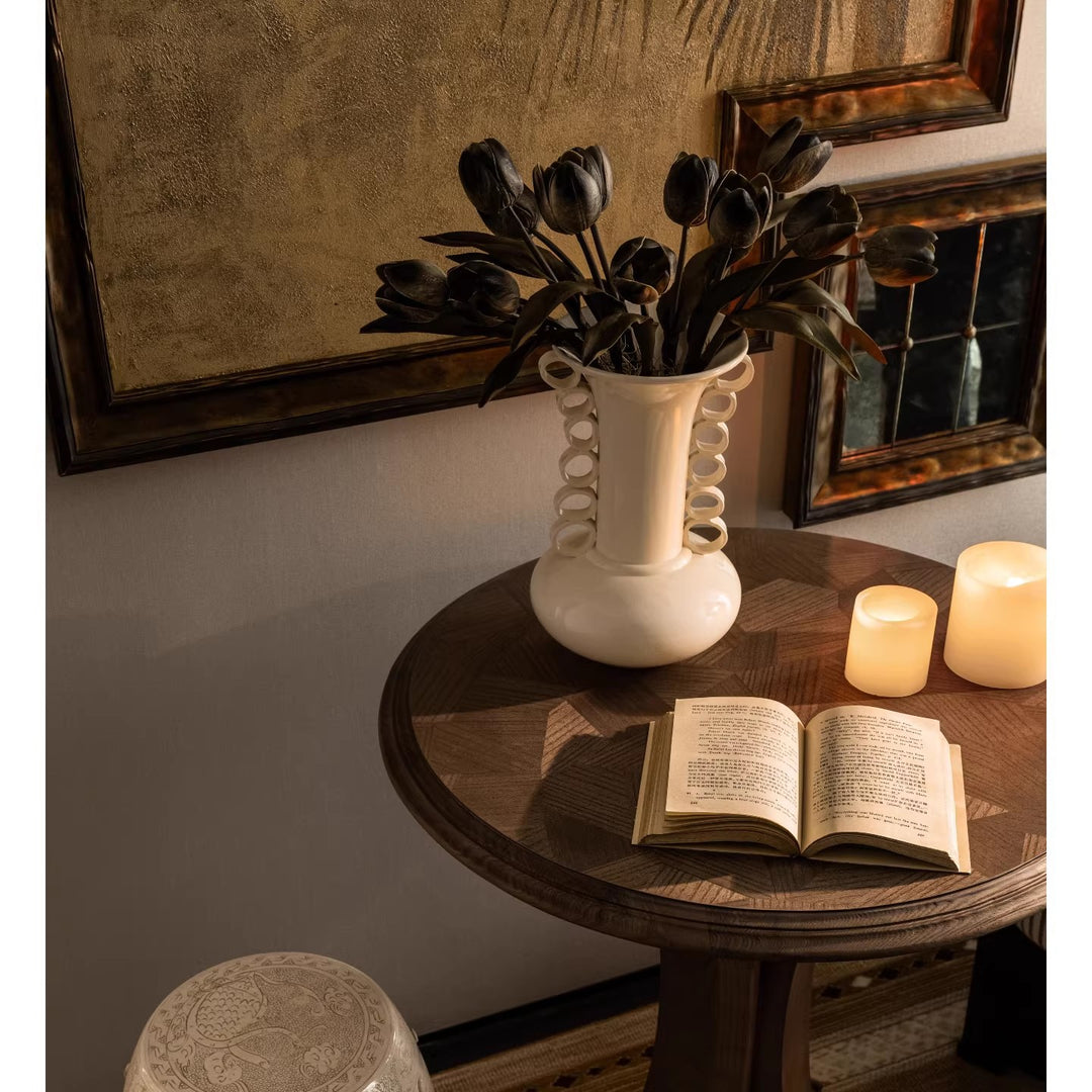 Elegant Decorative Porcelain Vase
